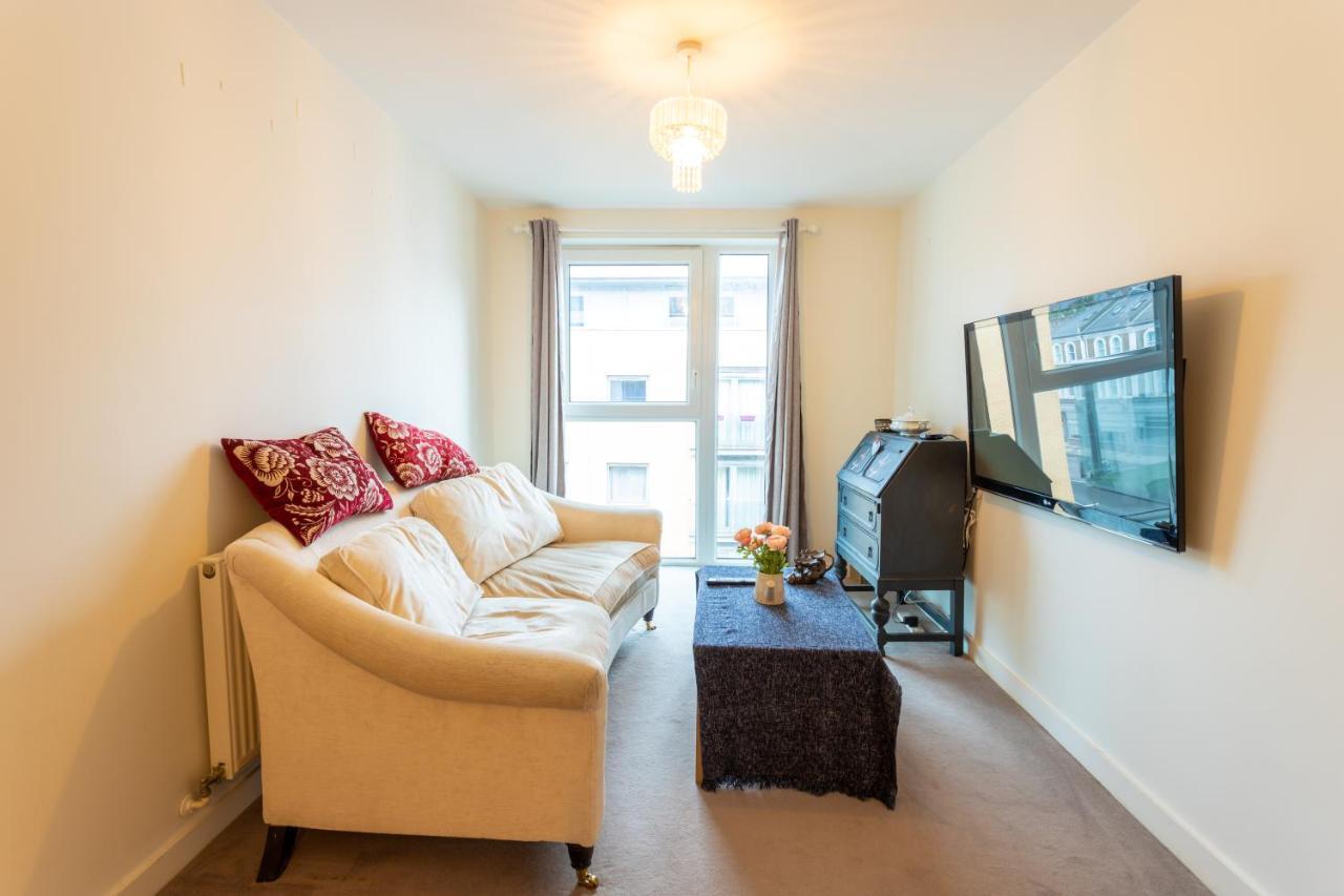 Amazing Modern 2 Bedroom Flat In Greenwich For 4 People Londra Exterior foto